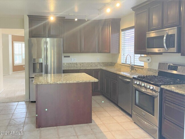 Building Photo - 1101 N Eldon Ct