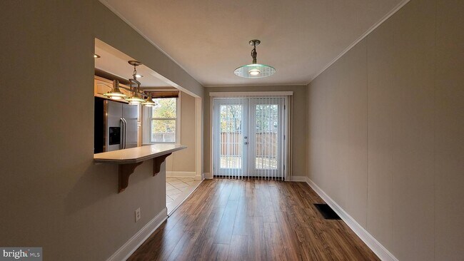 Foto del edificio - 967 W Ashland Ave