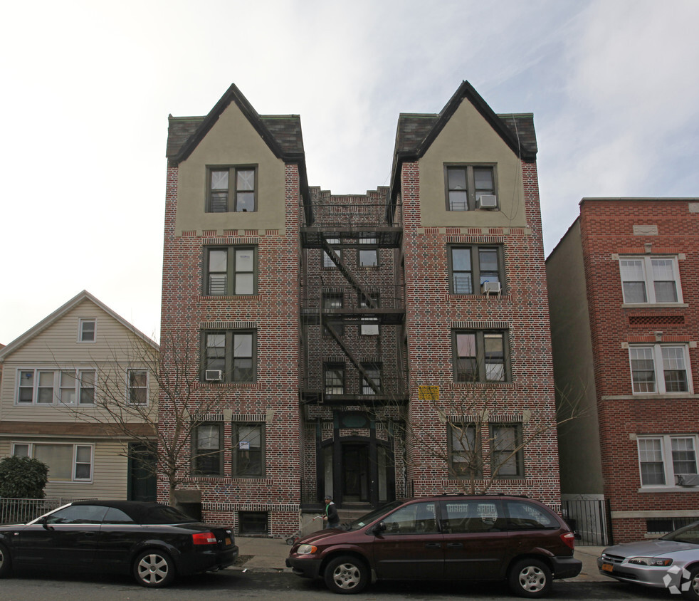 Building Photo - 40-22 67th St