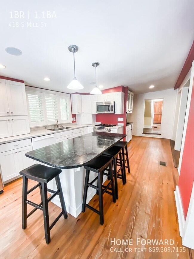 Foto del edificio - 418 S Mill St