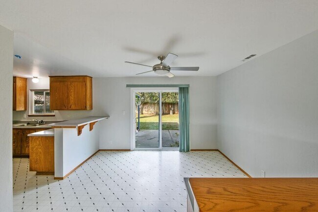 Foto del edificio - 4625 Sloan St