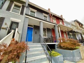 Building Photo - 627 Harvard St NW