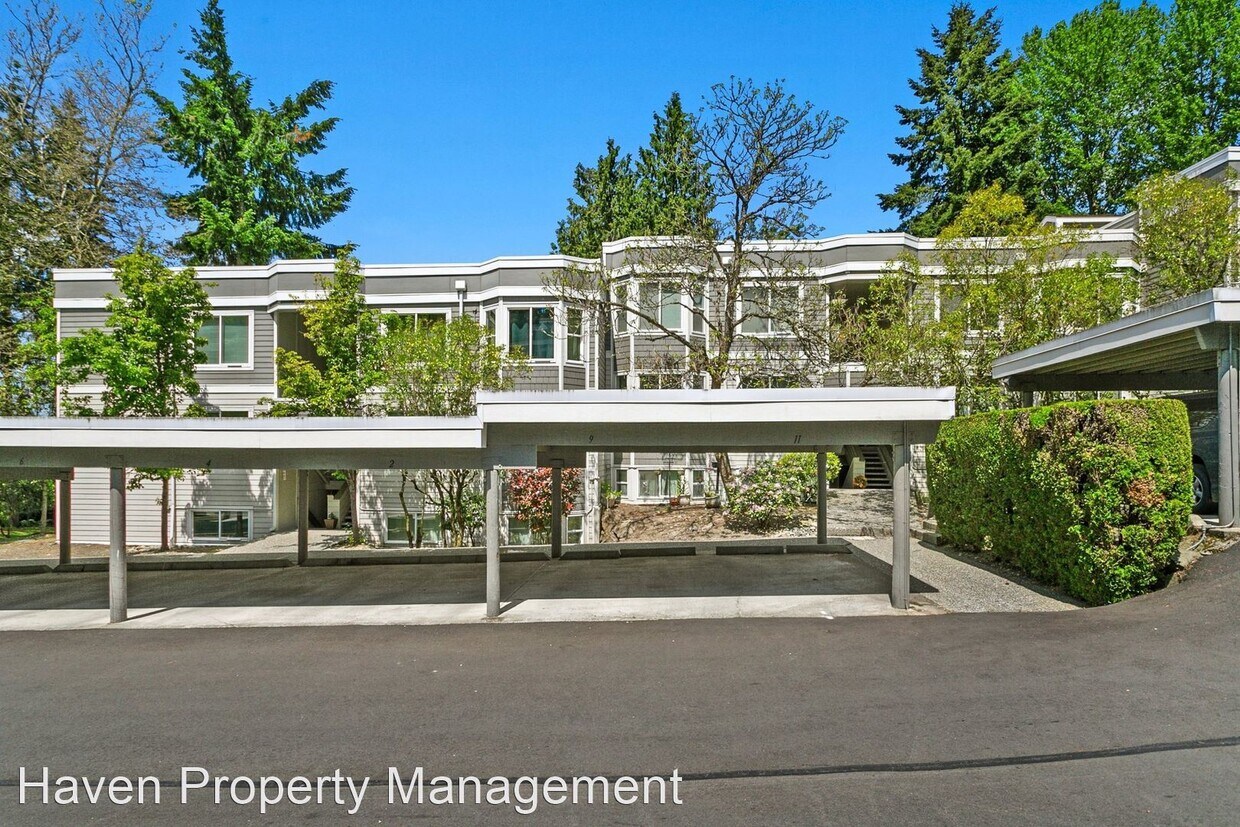 Primary Photo - 2 br, 1 bath House - 4200 Factoria Blvd SE...