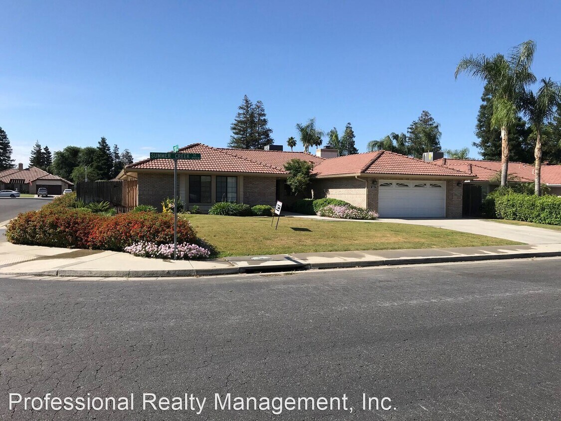 Foto principal - 4 br, 2 bath House - 8901 SUMMER CREEK RD