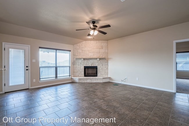 Building Photo - 4 br, 2 bath House - 3401 Plains St.
