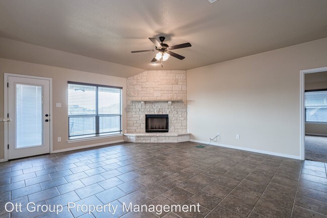 Foto del edificio - 4 br, 2 bath House - 3401 Plains St.