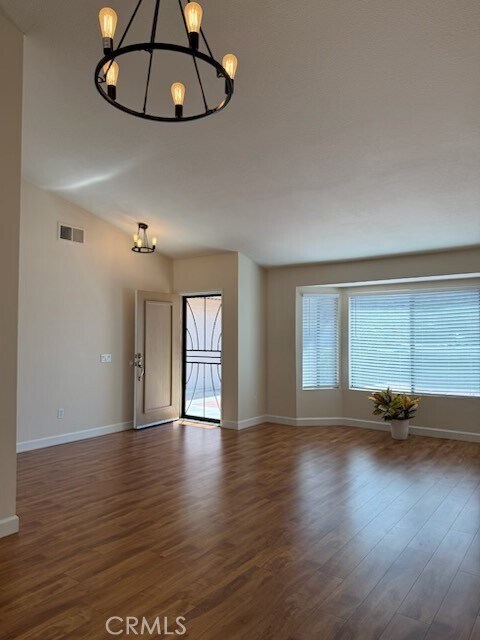 Building Photo - 4758 Elm Tree Dr