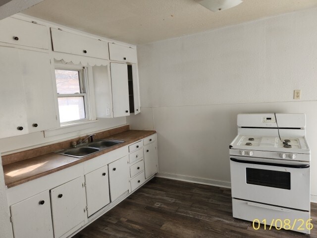 Foto del edificio - 105 N Wynne St