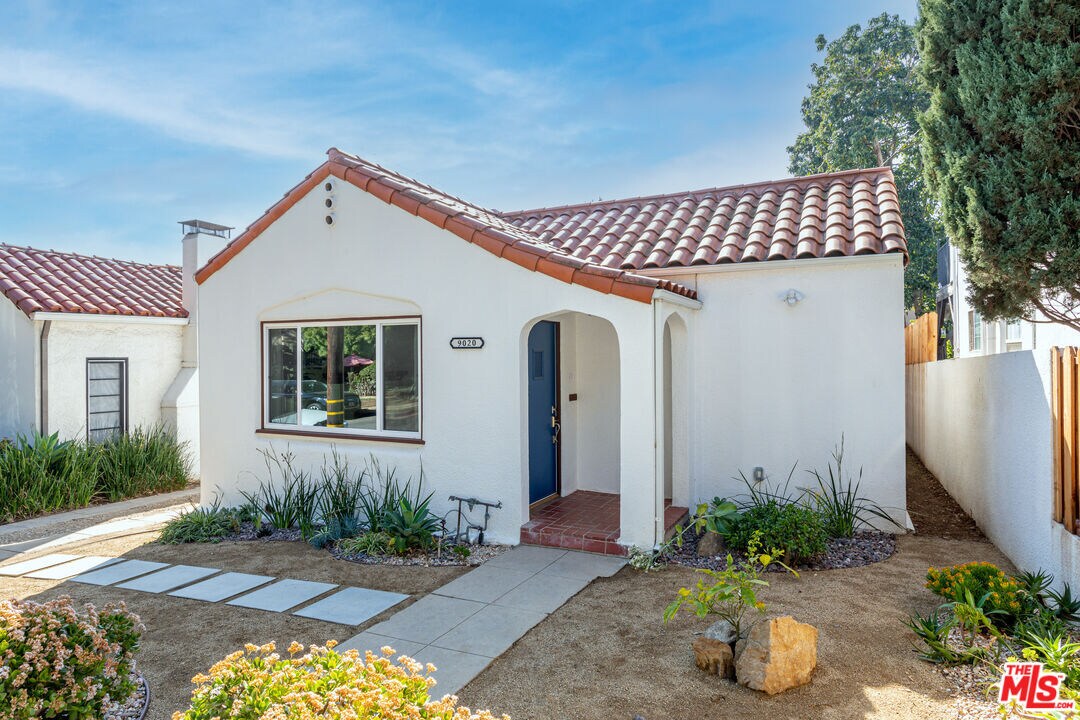 Foto principal - 9020 Phyllis Ave