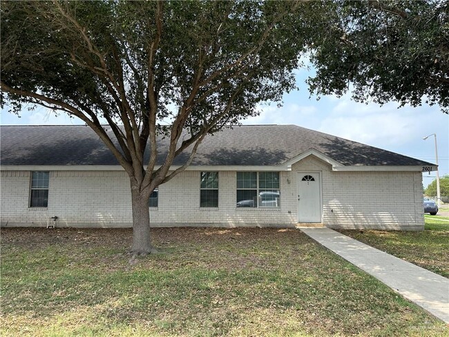 Building Photo - 16 Cervantes Ave