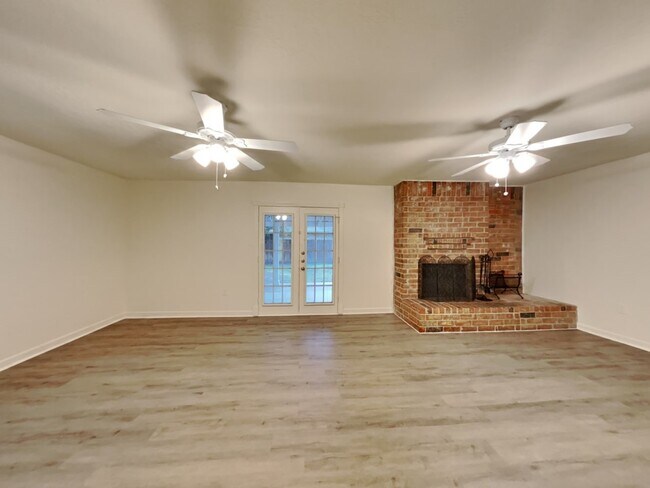 Foto del edificio - 10527 Mills Walk Dr