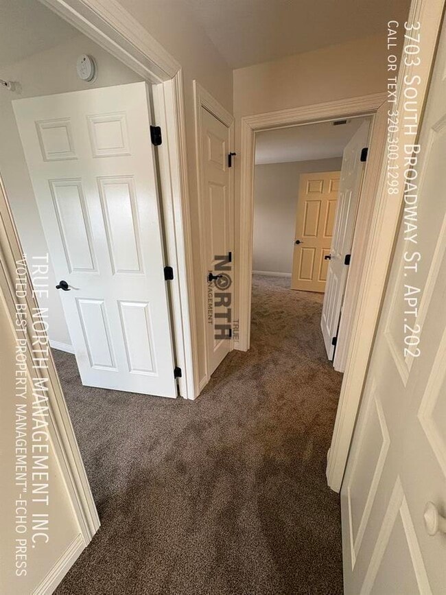 Building Photo - 3703 S Broadway St