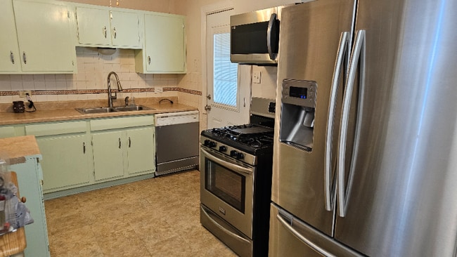 Building Photo - 307 Westfield Ave