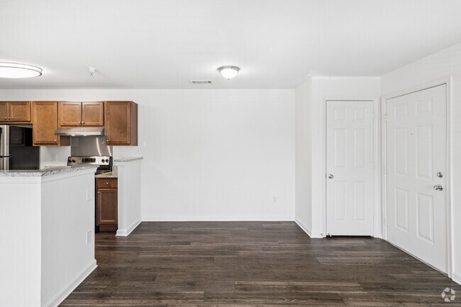 Elm, 2 habitaciones, 1 baño - 968 pies cuadrados - Comedor - Princeton Woods