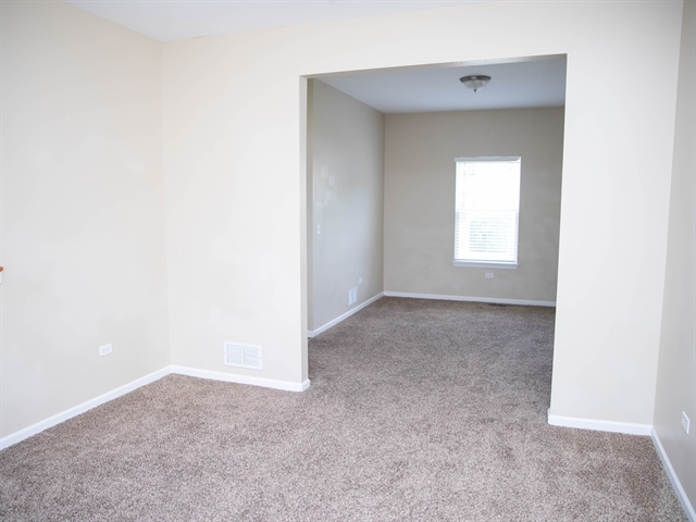 Foto del edificio - 1801 Thornapple Way