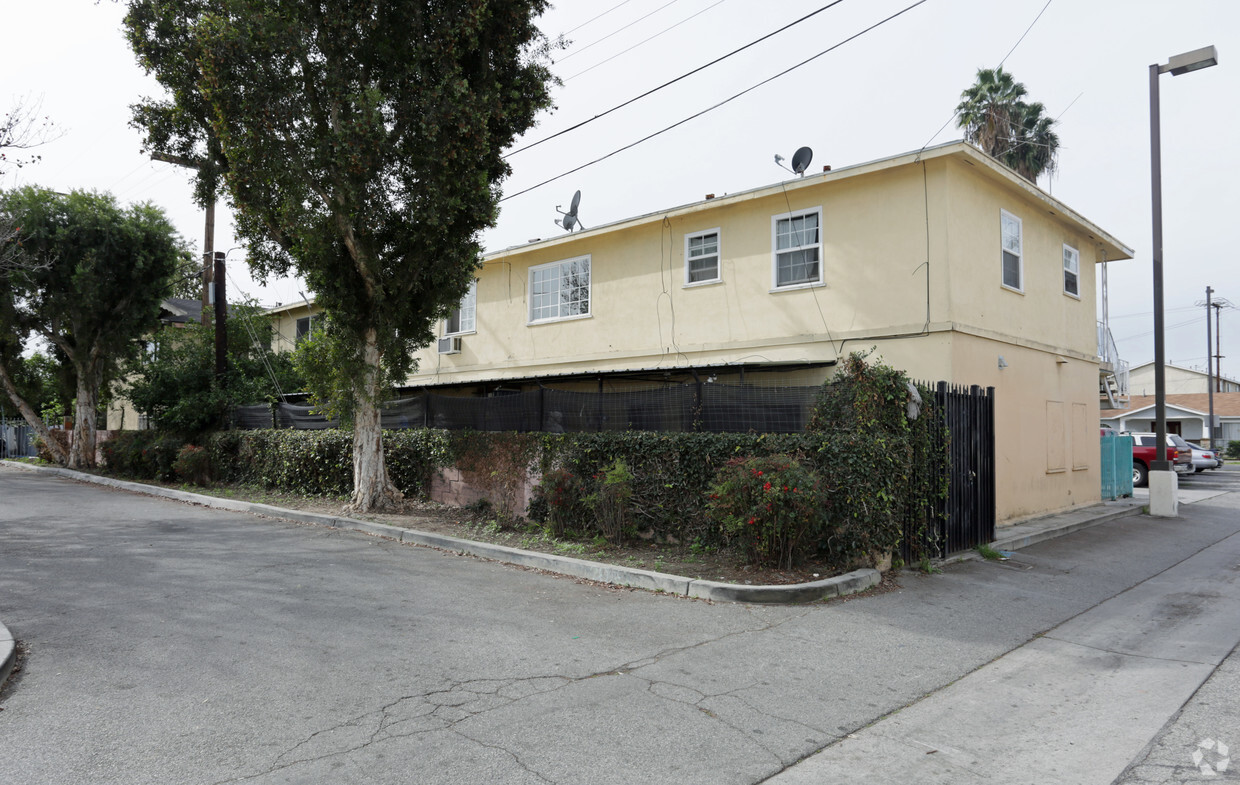 Building Photo - South Gate Senior Villas