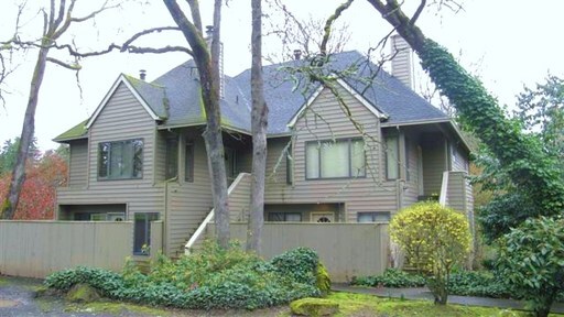 Primary Photo - Oswego Oaks