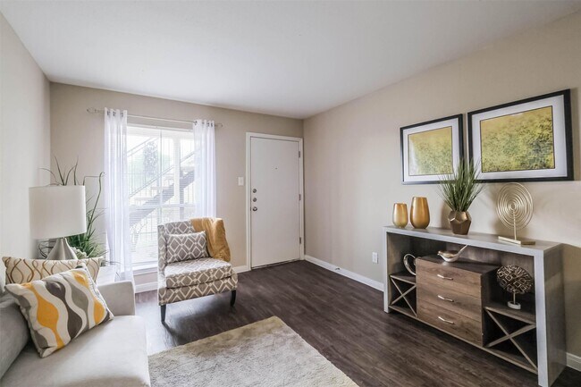 Foto del edificio - 5900 N Braeswood Blvd