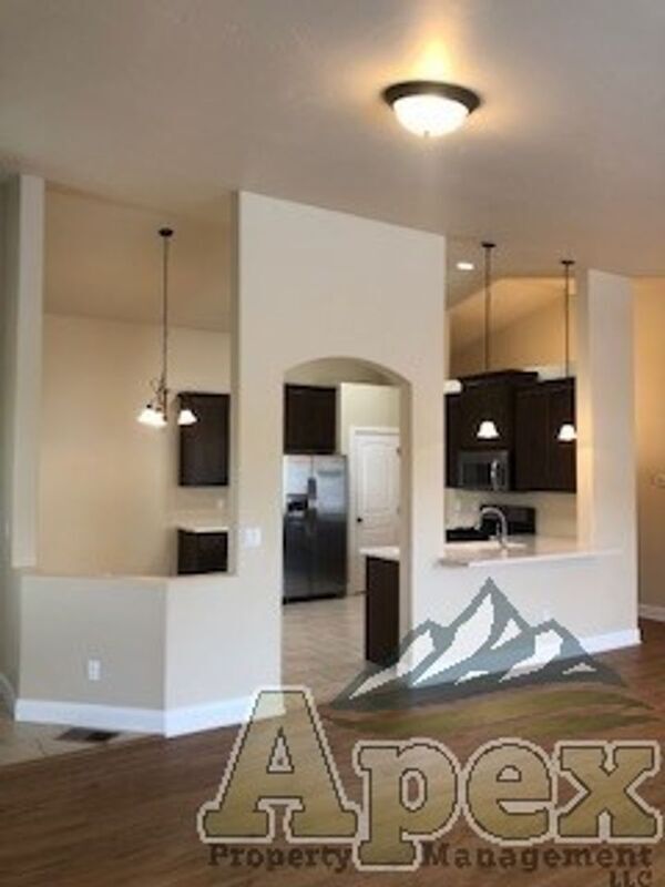 Building Photo - 5116 W Brunmier Dr