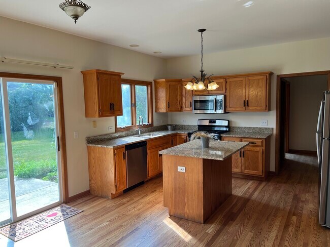 Building Photo - 4716 Chokeberry Dr
