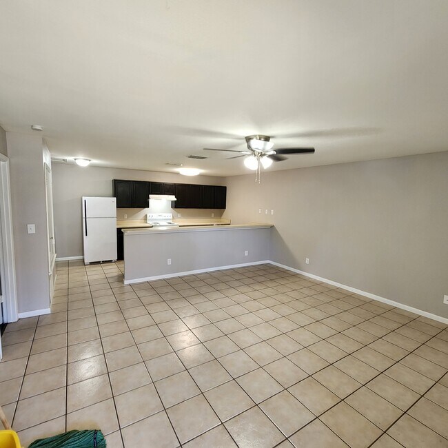 Building Photo - Deer Park Apartments - 1407