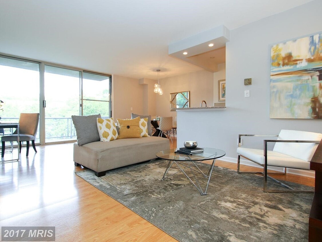 Photo - 2755 Ordway St NW (Washington, DC)