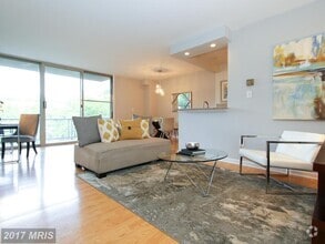Building Photo - 2755 Ordway St NW
