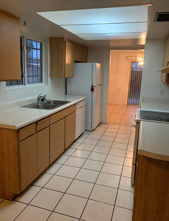 Foto del edificio - 7421 E 33rd St