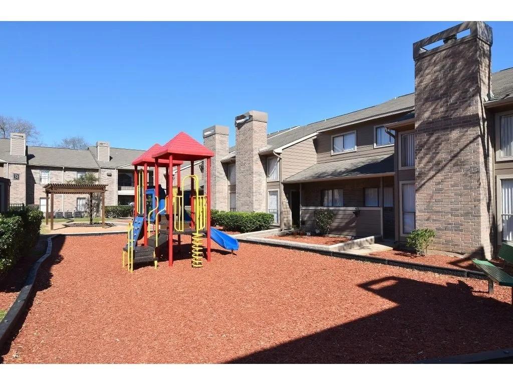 Foto principal - 17310 Kieth Harrow Blvd