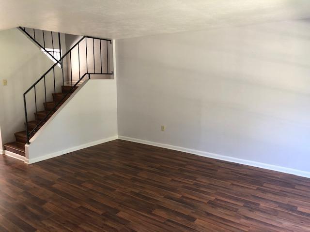 Building Photo - 637 Rue Saint Martin