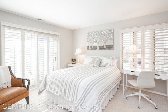 Building Photo - 1 br, 1 bath House - 5707 Ocean Front Avenue