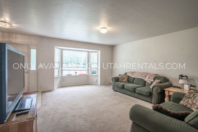 Building Photo - 1407 S 1470 E