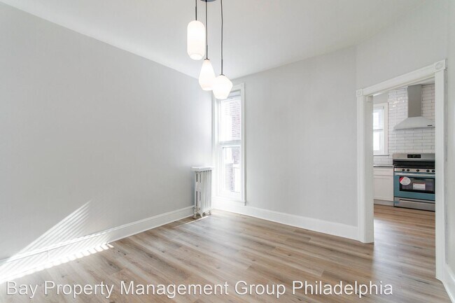 Building Photo - 3 br, 1.5 bath House - 5624 Hunter St