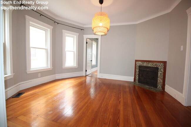 Foto del edificio - 218 Summer St