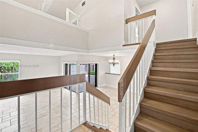 Building Photo - 6820 SW 128th Ct