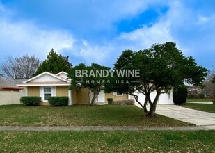 Building Photo - 4965 Reginald Rd