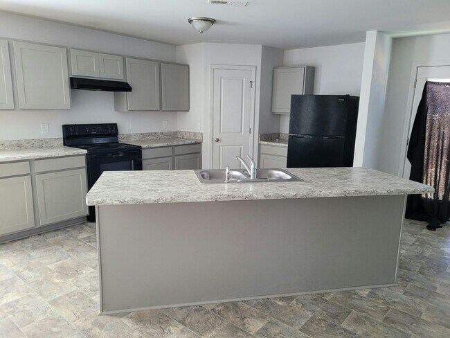 Foto del edificio - 285 Riley Wy