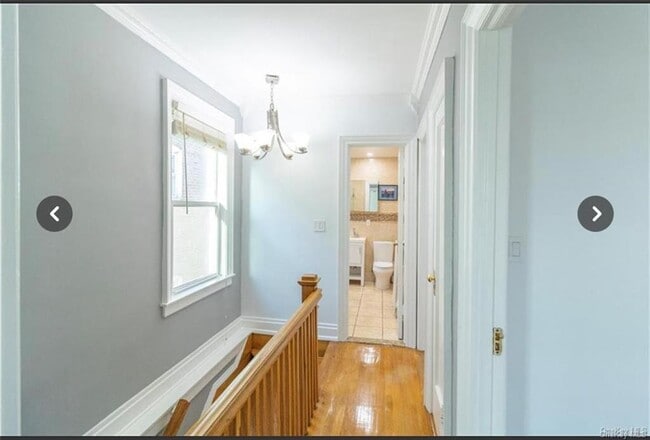 Building Photo - 861 E 231st St