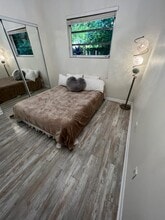 Building Photo - 8888 SW 136th St