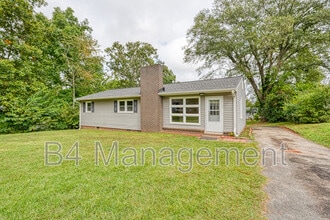 Building Photo - 620 Greenhill Rd