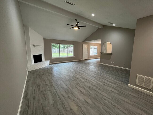 Building Photo - 6223 Brookgate Dr