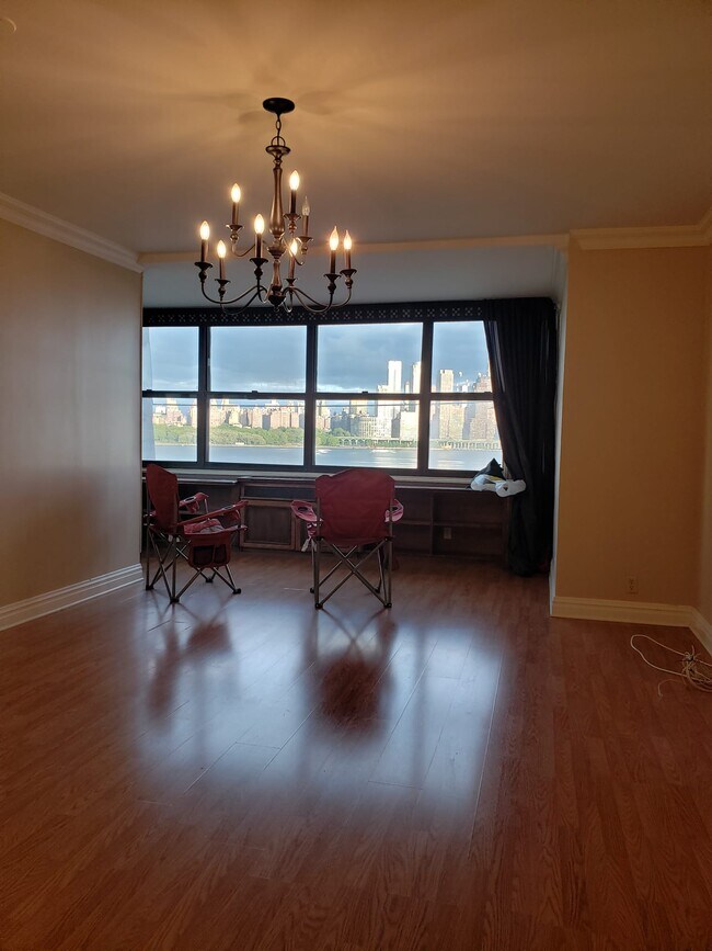 Foto del edificio - 7002 Boulevard E
