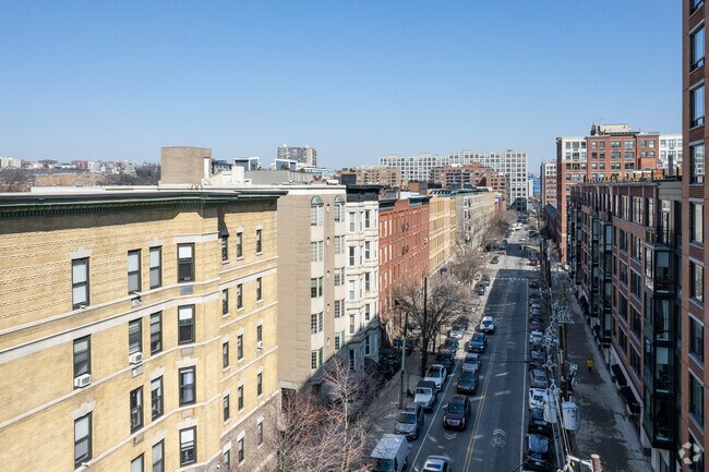 Aerial Photo - 1114 Hudson St