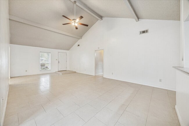 Foto del edificio - 1907 Sedgie Dr