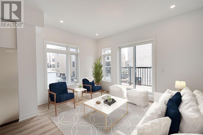 Photo du bâtiment - 15 Case Ootes Dr