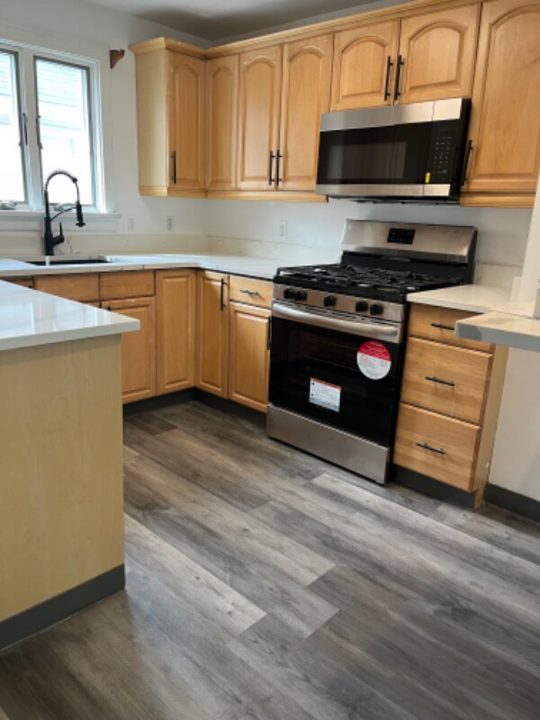 Foto del edificio - 337 St Lawrence Ave