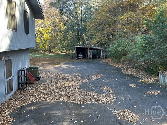 Foto del edificio - 1595 Timothy Rd