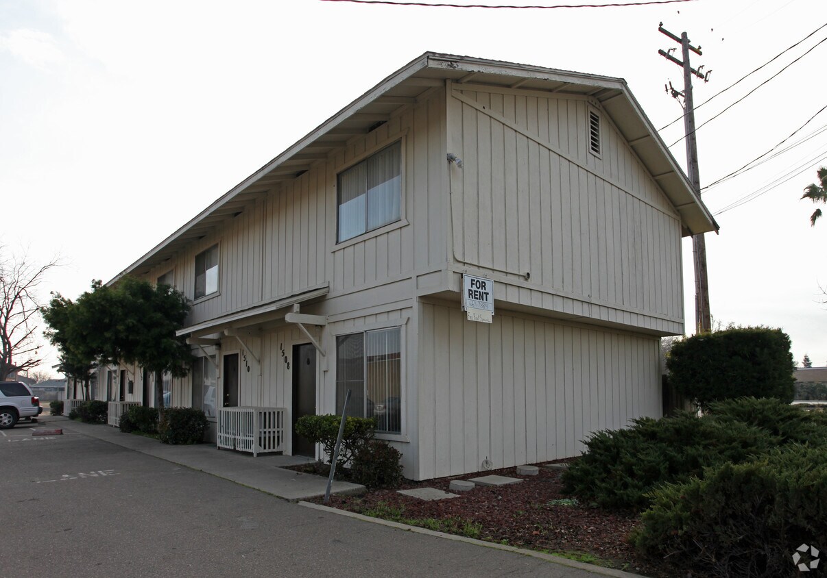 Foto principal - 1500-1518 Geer Rd