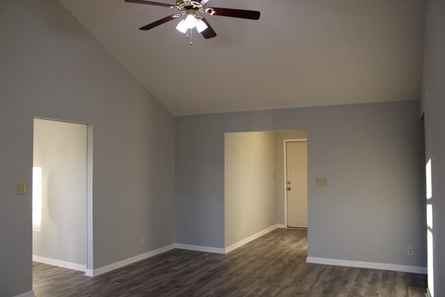 Building Photo - 12541 Kenai Dr