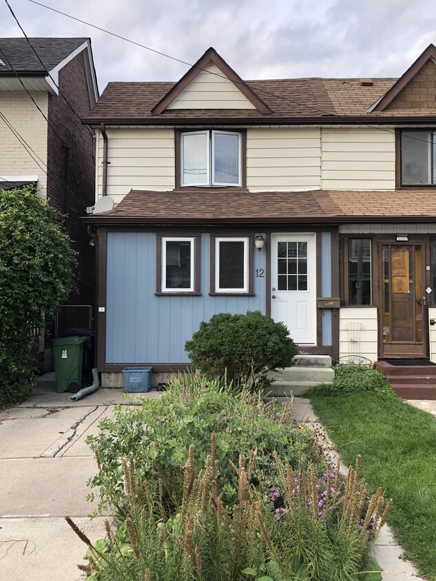 Primary Photo - 12 Rosevear Av